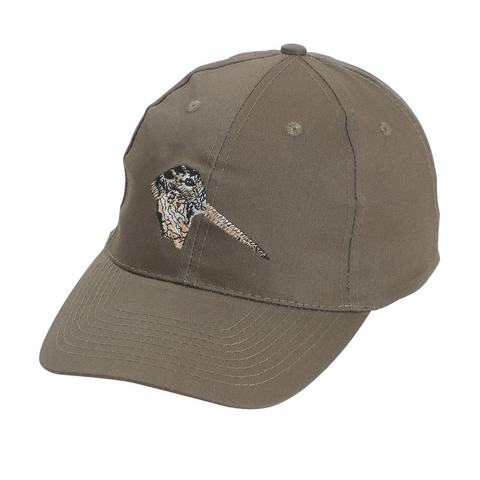Casquette de chasse verte avec broderie de haute qualité, sangle réglable pour un ajustement parfait, protection solaire idéale pour chasseurs et activités de plein air, conçue pour allier style et fonctionnalité. Découvrez l'élégance et la durabilité avec cette casquette Percussion, incontournable pour les passionnés de chasse.