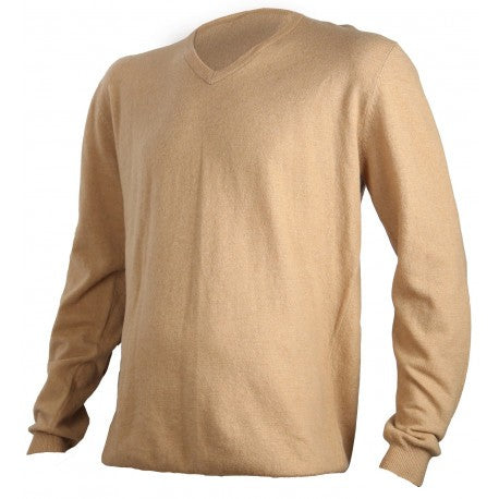 "Pull Somlys beige modèle 130, en maille confortable et élégante, parfait pour les activités en plein air et les sorties décontractées, alliant style et praticité."