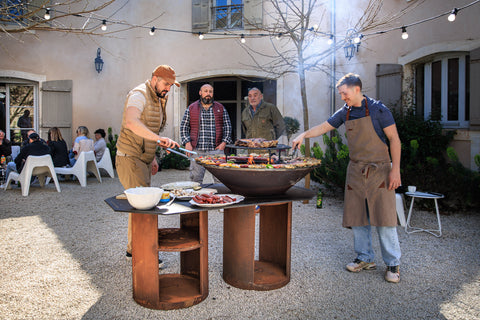 Image of a fire pit extension compatible with Brasero Random Fireball, featuring corten steel material, designed to enhance stability and aesthetics for outdoor fire pit setups.