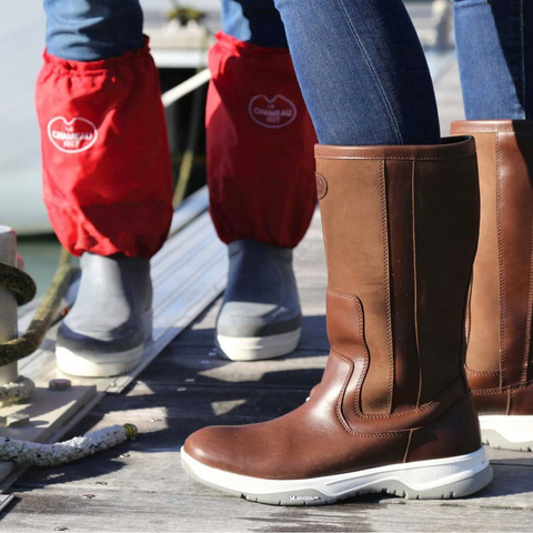 Bottes Le Chameau Pontus en cuir pleine fleur imperméable avec doublure 4 couches, semelle MICHELIN non marquante assurant adhérence optimale, idéales pour conditions hivernales extrêmes et activités en extérieur jusqu'à -20°C.