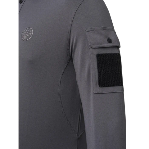 Polo Beretta Miller pour homme en Polartec Delta™, offrant confort excepcional, régulation thermique, séchage rapide, anti-odeurs, protection UV, design élégant avec poche porte-stylo, idéal pour activités en plein air