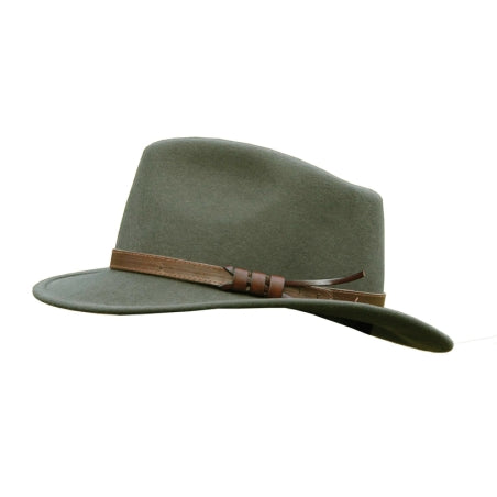 Chapeau Percussion Indiana kaki, idéal pour aventure en plein air, offrant protection UV et résistance à l'eau, conçu en coton pour un style et confort optimal lors de randonnées, pêche ou camping.
