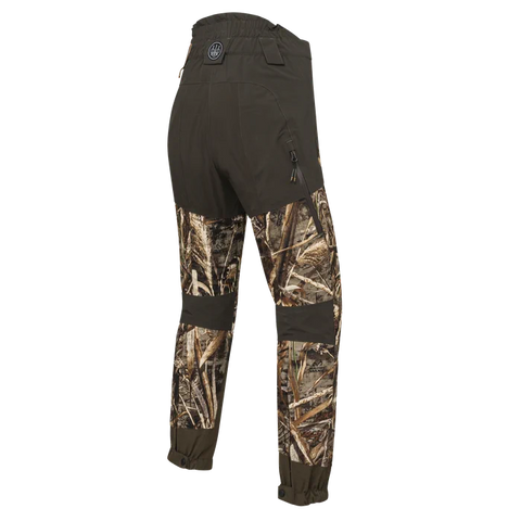 Pantalon de chasse pour femme Tri-Active EVO Beretta en motif Camo Max5, imperméable et respirant avec fermeture YKK et inserts élastiques pour une liberté de mouvement maximale, idéal pour les environnements de chasse en pleine nature.