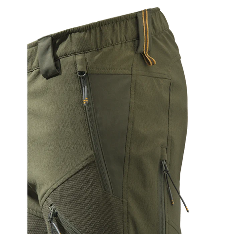 Pantalon de chasse Beretta Thorn Resistant EVO, offrant protection contre ronces, imperméable et respirant grâce à la membrane BWB EVO, idéal pour chasseurs en terrain difficile, fabriqué en polyamide haute ténacité et tissu élastique pour une grande résistance et mobilité.