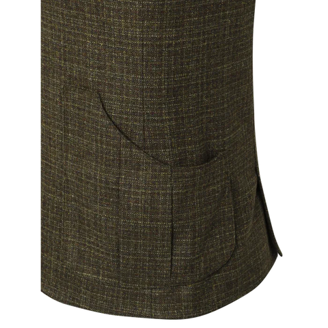Photo du Gilet Beretta St James, un gilet de chasse en laine et cachemire de haute qualité avec détails en faux daim, idéal pour les battues avec protection anti-recul et style sophistiqué