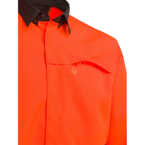 Chemise Beretta Thorn Resistant pour la chasse, offrant une résistance aux épines avec tissu polyester extensible et renforts polyamide, haute visibilité certifiée pour chasseurs, avec une respirabilité optimale et confort en mouvement