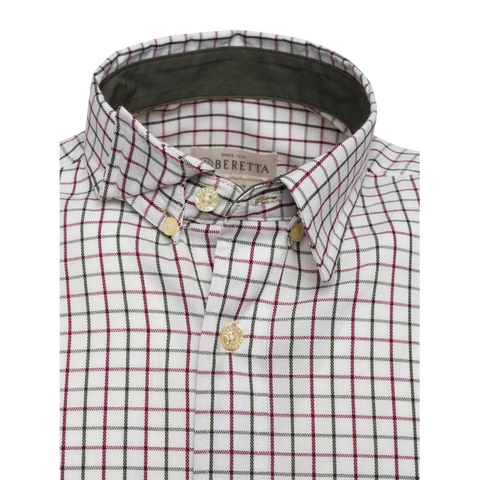 Chemise Beretta Outpost de qualité supérieure pour activités de plein air et chasse début de saison, dotée de renforts au col, poitrine et aisselles pour une durabilité exceptionnelle, fabriquée en polyester recyclé avec poches pratiques et coupe droite confortable.