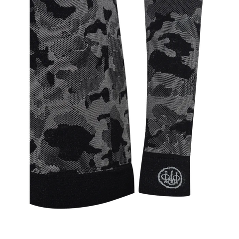 Maillot de corps pour femme Beretta LeSaut à manches longues en camouflage, conçu sans couture pour un confort et une thermorégulation parfaits lors des activités extérieures par temps froid, avec une coupe slim et un logo élégant au dos.