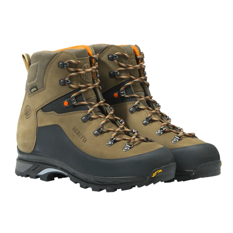 Les Chaussures Beretta Trail GTX sont conçues pour la chasse en terrains difficiles, avec un cuir nubuck robuste, des semelles Vibram pour une adhérence exceptionnelle, et une doublure GORE-TEX offrant imperméabilité et respirabilité.