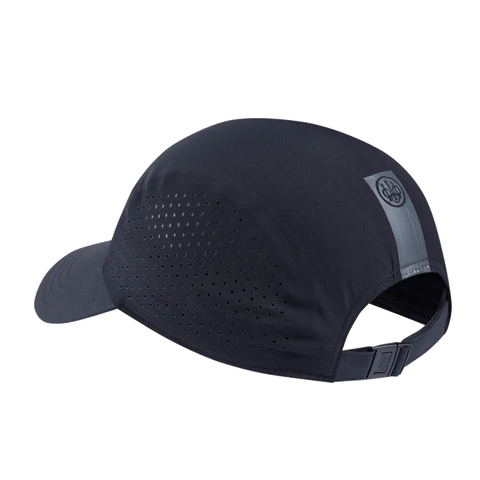 Casquette unisexe Beretta Team fabriquée en tissu technique respirant avec imprimé en couleur contrastante sur le devant, perforations pour ventilation accrue et bandeau intérieur anti-transpiration, réglage ajustable pour un confort personnalisé.