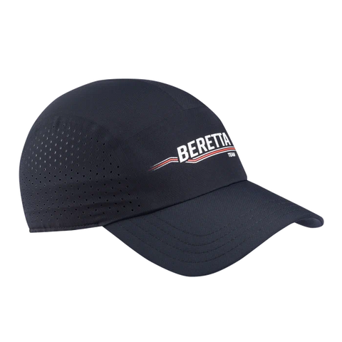 Casquette unisexe Beretta Team fabriquée en tissu technique respirant avec imprimé en couleur contrastante sur le devant, perforations pour ventilation accrue et bandeau intérieur anti-transpiration, réglage ajustable pour un confort personnalisé.