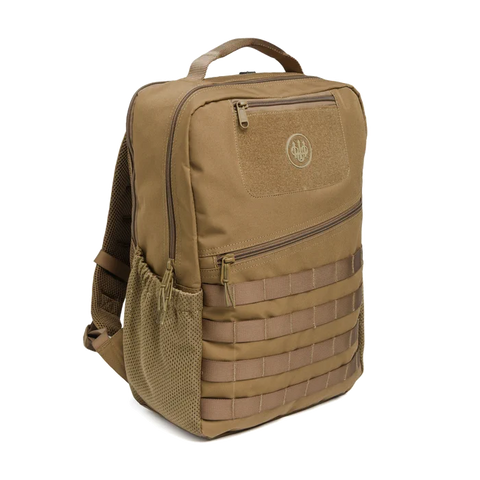 Front view of the Beretta Tactical Flank Backpack showcasing its M.O.L.L.E. system for functional gear arrangement, durable waterproof polyester material, and spacious design perfect for tactical use or daily commutes.