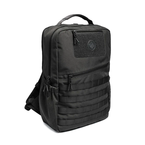 Front view of the Beretta Tactical Flank Backpack showcasing its M.O.L.L.E. system for functional gear arrangement, durable waterproof polyester material, and spacious design perfect for tactical use or daily commutes.