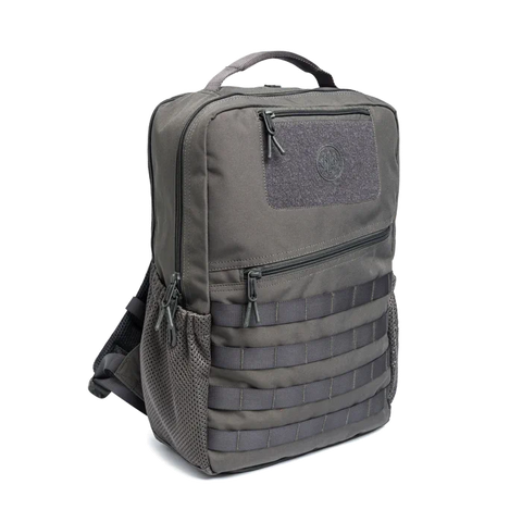 Front view of the Beretta Tactical Flank Backpack showcasing its M.O.L.L.E. system for functional gear arrangement, durable waterproof polyester material, and spacious design perfect for tactical use or daily commutes.