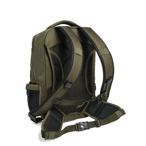 Sac à dos multifonctions Beretta de 20 litres, conçu pour des activités extérieures telles que chasse, randonnée et tir sportif. Fabriqué en matériau hydrofuge et résistant, avec bretelles rembourrées et dos respirant pour un confort optimal.