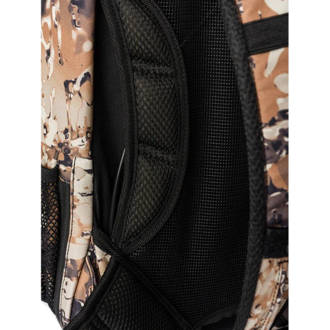 Sac à dos Beretta B-Xtreme de 20L, idéal pour les randonnées et la chasse, avec matériau hydrofuge et bretelles rembourrées pour un confort optimal. Comprend des poches multiples, fermeture éclair YKK, et design compact pour un usage extérieur multifonction.