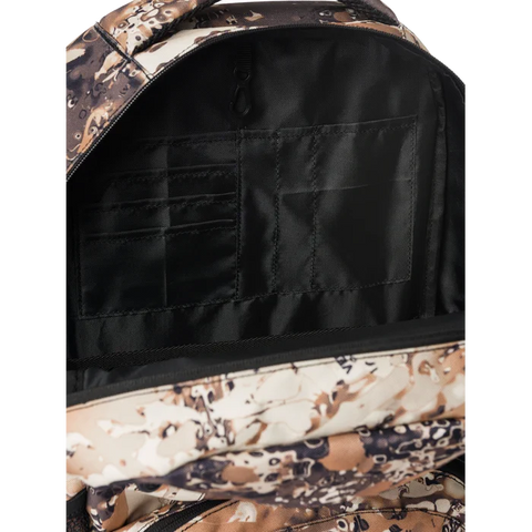 Sac à dos Beretta B-Xtreme de 20L, idéal pour les randonnées et la chasse, avec matériau hydrofuge et bretelles rembourrées pour un confort optimal. Comprend des poches multiples, fermeture éclair YKK, et design compact pour un usage extérieur multifonction.