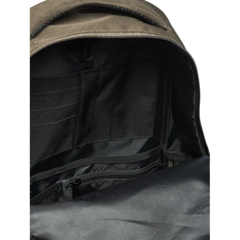 Sac à dos multifonctions Beretta de 20 litres, conçu pour des activités extérieures telles que chasse, randonnée et tir sportif. Fabriqué en matériau hydrofuge et résistant, avec bretelles rembourrées et dos respirant pour un confort optimal.