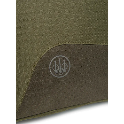 Image du Sac à gibier Beretta GameKeeper EVO, un équipement de chasse pratique et durable, avec poignées renforcées et bretelles ajustables pour un transport confortable du gibier, idéal pour les chasseurs recherchant efficacité et confort.