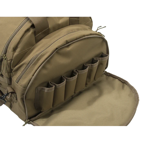 Image du sac de tir Beretta Tactical de 38 litres, conçu pour transporter tout l'équipement nécessaire pour une journée d'entraînement, avec un grand compartiment principal et des poches latérales pour une organisation optimale. Parfait pour les amateurs de tir, ce sac est fabriqué avec un matériau hydrofuge résistant et une glissière YKK pour une durabilité accrue.