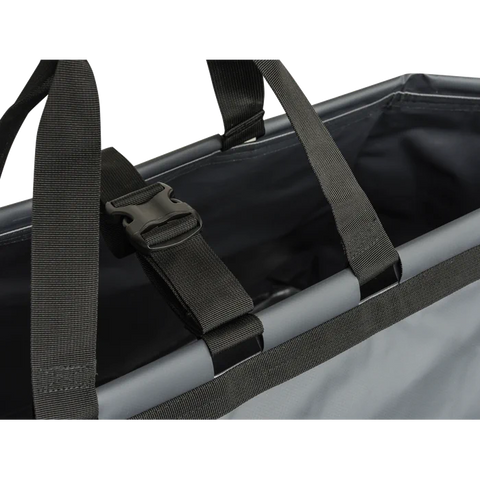 Sac à gibier Beretta résistant et imperméable idéal pour la chasse, transport sécurisé de petit gibier et gros gibier, conçu en PVC avec coutures thermosoudées, capacité maximale 80 kg, adapté aux cerfs, chamois et sangliers, pliable pour un rangement facile.