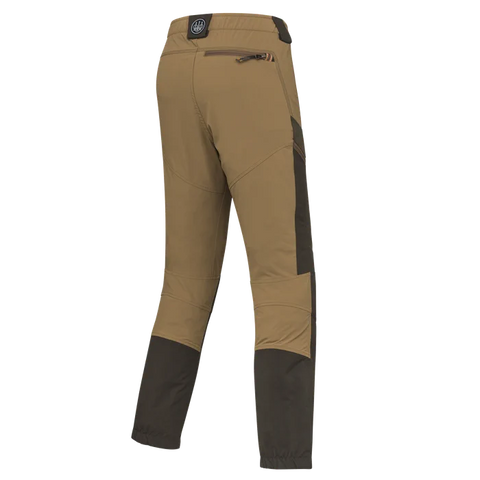 Pantalon de chasse Beretta Boondock robuste et léger, idéal pour les environnements denses et épineux, offrant résistance et liberté de mouvement optimale pour les activités de plein air et la chasse.