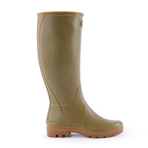 Bottes en caoutchouc naturel pour la marche à la campagne avec doublure en jersey poly-coton ultra-résistante et semelle bi-densité antichoc Le Chameau, offrant confort et adhérence tout terrain, imperméables et fabriquées artisanalement.