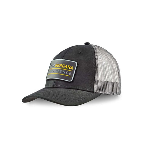 Casquette Bergara Kenai noire avec velcro ajustable et fermeture Snap-Back, idéale pour la chasse et les activités de plein air. Protection solaire et espace pour patchs personnalisables, unisexe et taille unique.
