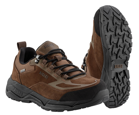 Chaussures basses Aigle Palka Low MTD pour randonnée légère, légères et confortables, avec membrane MTD imperméable et respirante, semelle en caoutchouc bi-matière pour adhérence optimale.