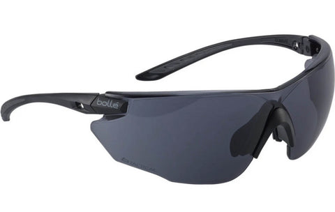 Lunettes BOLLE SAFETY Combat Kit Incolore avec deux écrans interchangeables, harnais ajustable et housse de protection, idéales pour la sécurité visuelle dans les sports extrêmes et les environnements exigeants