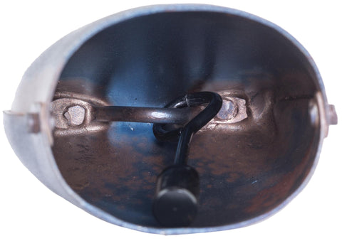 Image de Clochette Chamonix fabriquée en France, sonnaillons traditionnels présentés sous blister avec options de numéros, représentant l'artisanat français de qualité, idéale pour décoration ou collection