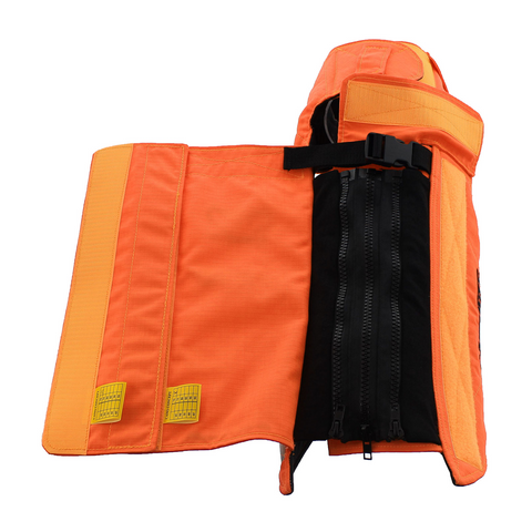 Gilet CaniHunt Protect Pro L'Original, gilet de protection orange fluo pour la visibilité, résistante et sécurisée pour chien de chasse, face externe en CORDURA 1100 DTEX, tissu anti-perforation, confort avec doublure thermo-régulatrice, protection contre perforations et débordements, sécurité et confort pour chien, ajustable avec systèmes de fermeture Zip et Velcro, équipement de chasse haute performance
