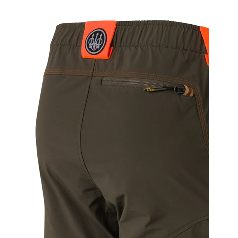 Pantalon de chasse Beretta Boondock robuste et léger, idéal pour les environnements denses et épineux, offrant résistance et liberté de mouvement optimale pour les activités de plein air et la chasse.