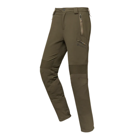 Pantalon de chasse Beretta Vertikal Blade pour homme en montagne, respirant, extensible et résistant à l'abrasion, vue de face montrant la construction sans couture et la coupe slim moderne idéale pour des performances exceptionnelles en terrain difficile.