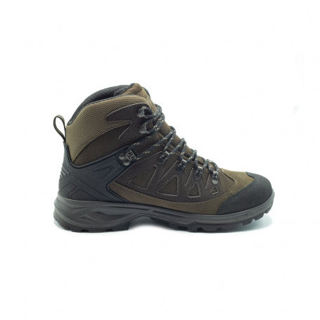 Chaussures de randonnée Stagunt Ossau marron offrant confort, durabilité et élégance avec semelle en caoutchouc pour adhérence, conçues pour activités en plein air