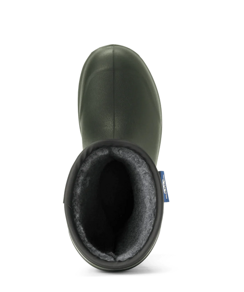 Bottes suédoises Polyver, légères et flexibles, offrant une protection exceptionnelle contre le froid extrême de -40°C, avec semelle antidérapante haute adhérence, doublure acrylique pour plus de chaleur, et fabriquées en 100% polyuréthane durable. Idéales pour conditions extrêmes et sécurité SRC.