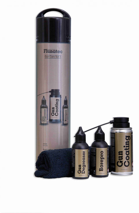 Pack complet FLUNATEC pour un nettoyage d'arme optimal comprenant un traitement céramique et un dégraissant puissant, idéal pour préserver et entretenir votre carabine ou fusil, tout en éliminant efficacement les résidus et protégeant contre la corrosion. Parfait pour tous types de matériaux, ce kit assure une distribution uniforme sans coulure et convient aussi bien aux armes modernes qu'anciennes. Le chiffon microfibre complète l'ensemble pour un soin sans rayure.