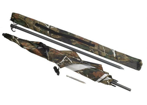 Grand parapluie Januel camo feuillage 170x110 cm, idéal pour la chasse et l'observation de la nature grâce à son design discret et sa robustesse. Parapluie extérieur offrant une protection étendue contre les intempéries avec une ouverture facile et un camouflage optimal pour une intégration naturelle dans l'environnement.