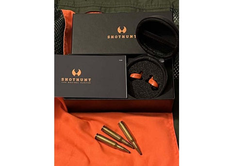Protections d'oreilles Midland Shothunt Wireless avec amplification sonore pour chasse et tir sportif, design compact et hydrophobe basé sur nanotechnologie, compatibles avec Midland G9, offrant une protection auditive optimale, fabriquées en Italie