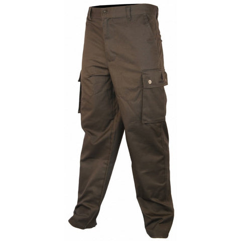 "Pantalon Treeland T649 en vert, confort et résistance pour randonnées et chasse."