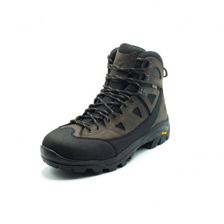 Chaussures de randonnée Stagunt Mercantour marron offrant confort et protection robustes pour expéditions en montagne, semelle adhérente, doublure respirante pour terrains accidentés