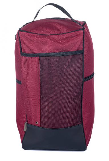 Sac à bottes Le Chameau Iris en Vert Chameau transportant facilement des bottes, avec fermeture éclair double et poche zippée sur le côté, idéal pour protéger vos bottes contre l'humidité et garder votre voiture propre.