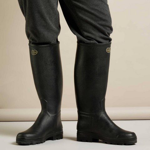 Bottes marron Le Chameau Saint-Hubert doublées cuir, bottes artisanales en caoutchouc naturel, chaussures imperméables élégantes et durables pour activités extérieures, protection optimale avec semelle bi-densité, confectionnées à la main, idéales pour randonnée et chasse