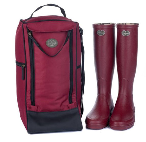 Sac à bottes Le Chameau Iris en Vert Chameau transportant facilement des bottes, avec fermeture éclair double et poche zippée sur le côté, idéal pour protéger vos bottes contre l'humidité et garder votre voiture propre.