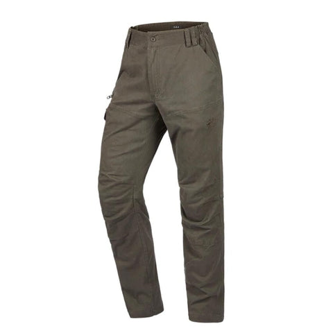 Image du Pantalon de chasse Stagunt Country Stretch mettant en avant le tissu stretch de haute qualité, conçu pour les chasseurs et randonneurs cherchant confort, flexibilité et durabilité lors de leurs activités de plein air.