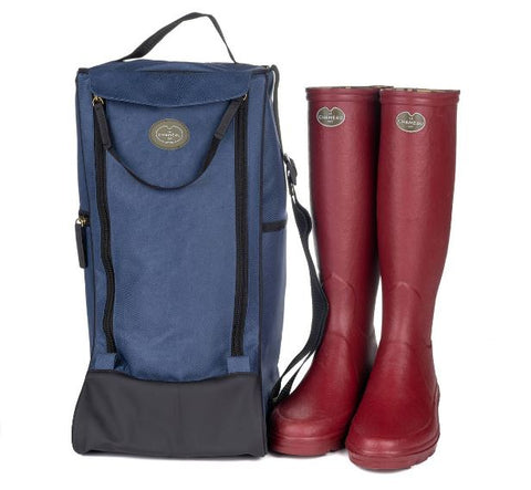 Sac à bottes Le Chameau Iris en Vert Chameau transportant facilement des bottes, avec fermeture éclair double et poche zippée sur le côté, idéal pour protéger vos bottes contre l'humidité et garder votre voiture propre.