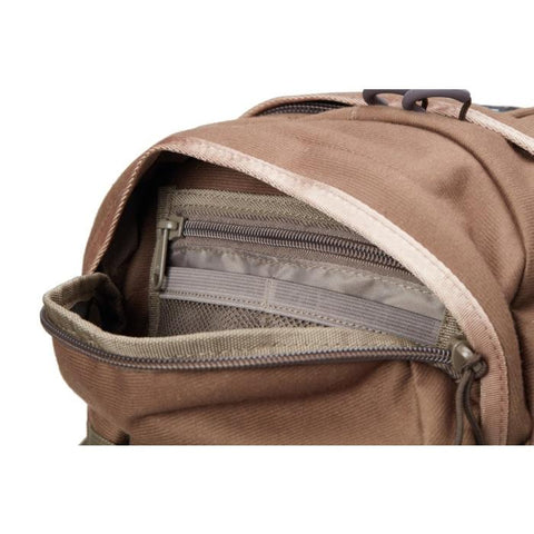 Image du sac à dos Browning Explorer BXB 41L, idéal pour la chasse et l'exploration en plein air, offrant une capacité généreuse de 41 litres avec des compartiments organisés et un système de portage confortable, parfait pour les longues marches aventureuses.