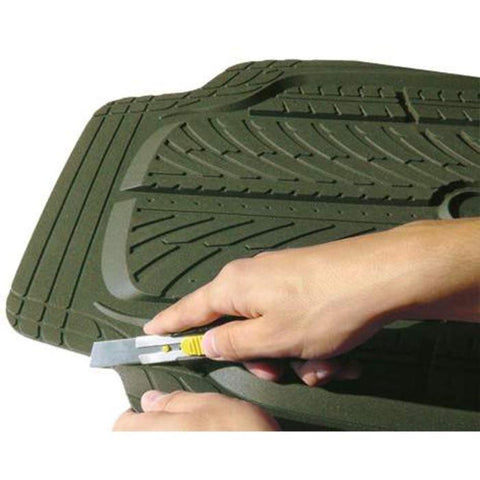 Tapis de sol auto universel Europarm Tread en PVC recyclé, imperméable et ajustable, conçu pour la protection des véhicules des chasseurs et amateurs d'activités en plein air. Parfait pour un usage off-road, avec design unique et respect de l'environnement.